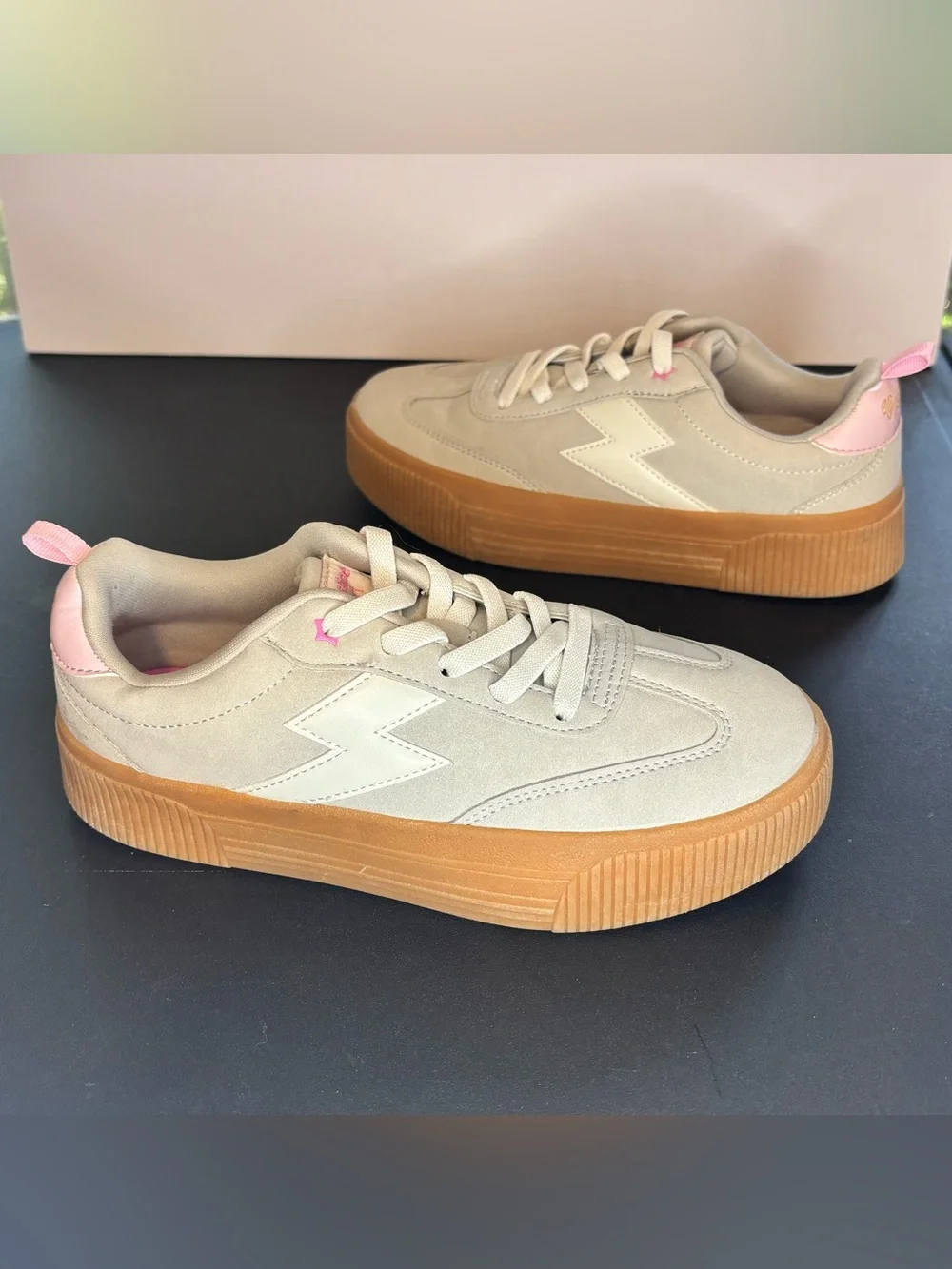Justice Sport Cream Platform Sneakers with Gum Sole and Pink Accents Size 5